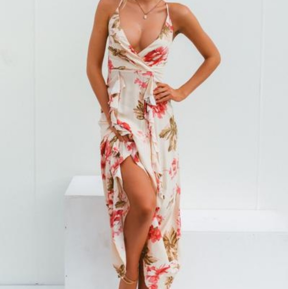 Floral maxi strappy crisscross back dress